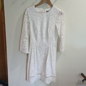 Vince Camuto White Sheath Dress with 3/4 Sleeves and Crew Neck